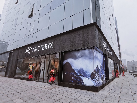 科技与颜值并存，这才是ARC’TERYX始祖鸟正确打开方式