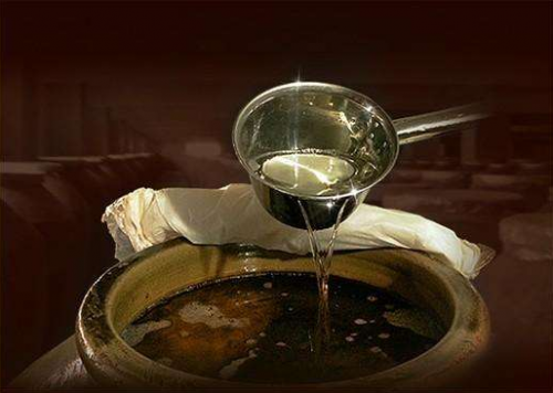 混饮挑战|混饮挑战刷屏抖音 为啥好多人都爱用江小白调酒喝？