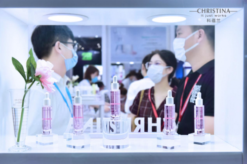 以色列科蕴兰水光精华惊艳上海美博会