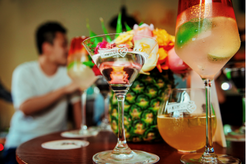 卡慕远流|卡慕远流携手迪可派(De Kuyper)集团与田园8号(Tequila OCHO) 开启一场属于鸡尾酒的盛夏狂欢