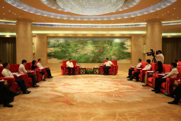 商邦理事会邀请24家知名企业“组团”前往四川考察，拟投资总额近600亿