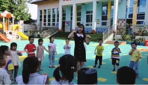 恒企自考|?全职妈妈如何找到自信？ 恒企自考带给人生更多机遇