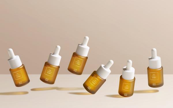 日本护肤研发专家成透真集团首席研发顾问，开启有效成分护肤新时代