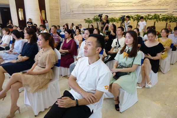 “我要上大学”2020湖南口味王集团公益助学行动正式启动