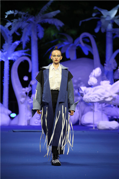 寰:常州纺织服装职业技术学院毕业生作品 精彩亮相2020中国国际大学生时装周