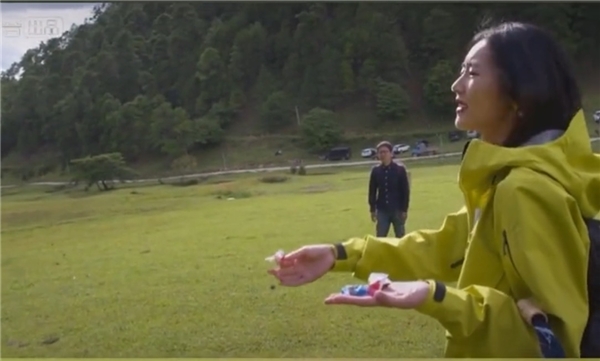 ​刘雯做客《很高兴认识你》，在线寻找云南山野食材