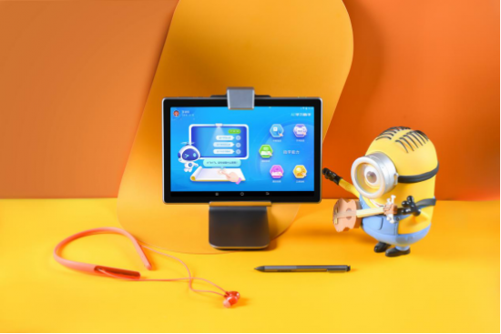 李好直播间|李好直播间大赞:讯飞智能学习机堪称A.I.教育国货之光!