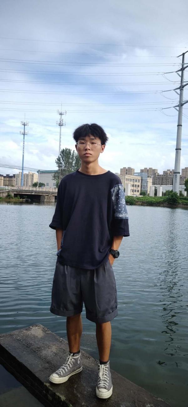 稳步提升|稳步提升！从年级前50到全校第1，掌门教育学员杨晨高考661分突破自我