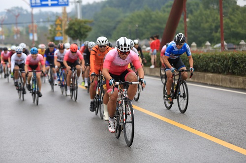 2020环鄱阳湖自行车精英赛开赛 大赛首创地区积分制 赛事总奖金55万元