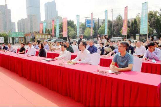 浙江省珠宝行业放心消费建设启动仪式在杭州国际珠宝城举行