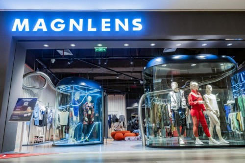 MAGNLENS广州百信广场新店开业，诠释对“创意”的热爱