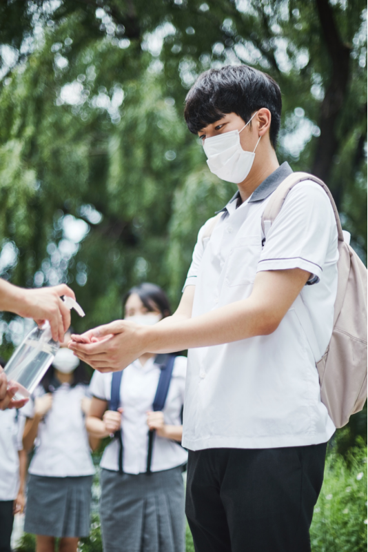 助力开学季，邮政校园加“邮”站，站站有惊喜！