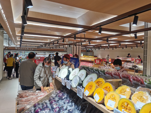 传统商圈遇见生鲜零售黑马——当代商城引入T11生鲜超市，23日正式营业