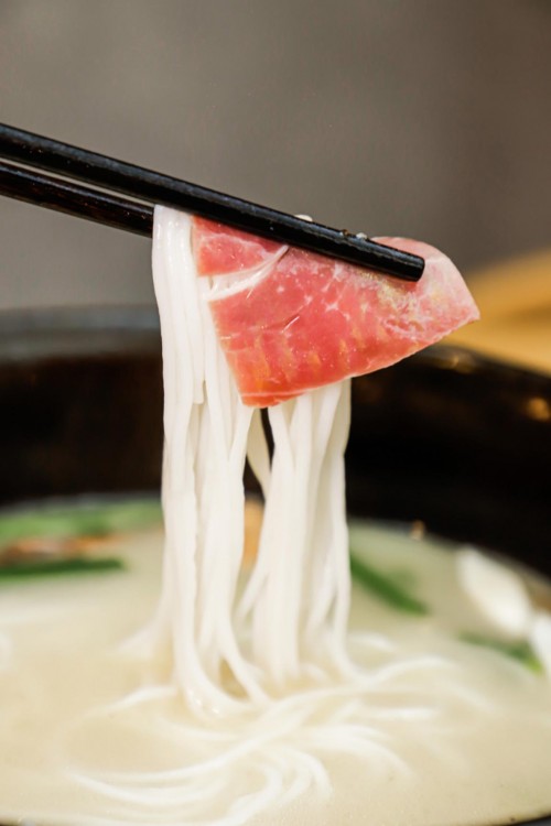 美食攻略,最正宗的云南过桥米线,本地人口碑认证!