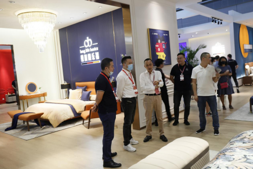 德国朗乐福亮相上海家博会,德系睡眠再掀行业新浪潮