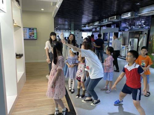 探秘空气,感受设计丨大金空调携手科创基地开展学生科普实践活动