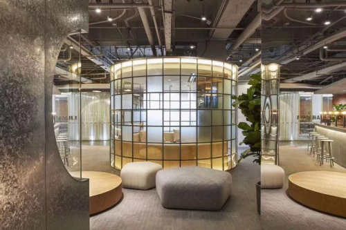 小指尖大视野，LILY NAILS荣获美甲美睫创新品牌荣誉