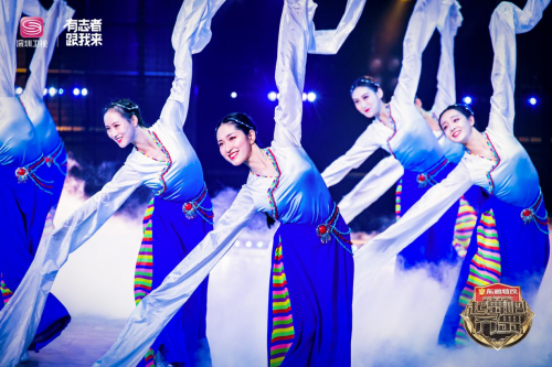 3分钟带你看完《黑客帝国》,这炫酷事态看起来太过瘾!