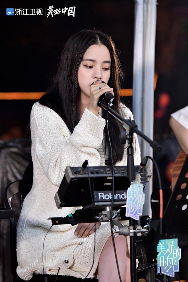 《美好的时光》李荣浩下雨天唱《阴天》让酷狗歌迷“上瘾”