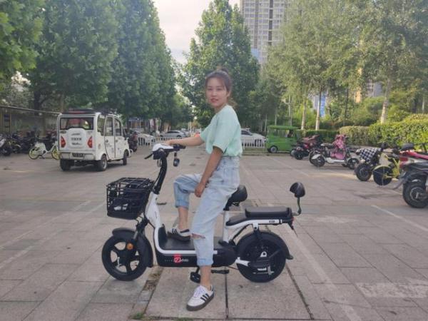 揭秘爱玛电动车丨百万神车小蜜豆，真的名副其实？
