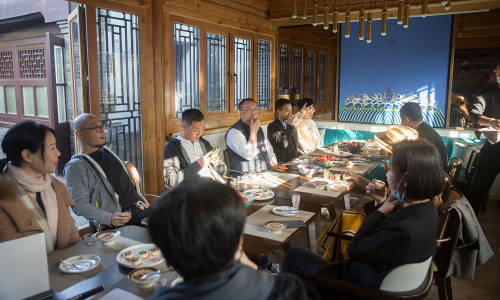 哇六参茶大师品鉴会暨合作伙伴签约仪式在京举行