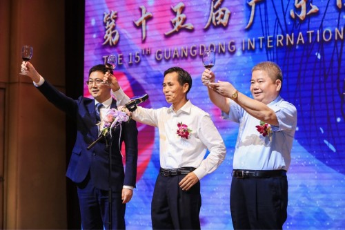盛大开幕｜第十五届广东国际温泉文化旅游节在塘厦三正半山温泉酒店火热进行中
