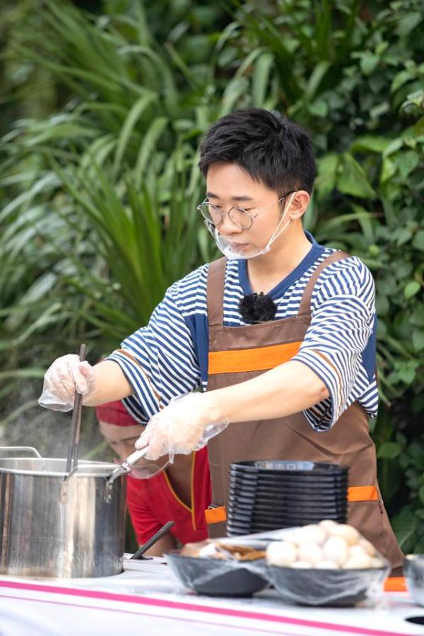 《好身材2》程潇变身张萌经纪人超敬业 赵奕欢监督男友成功瘦了30斤