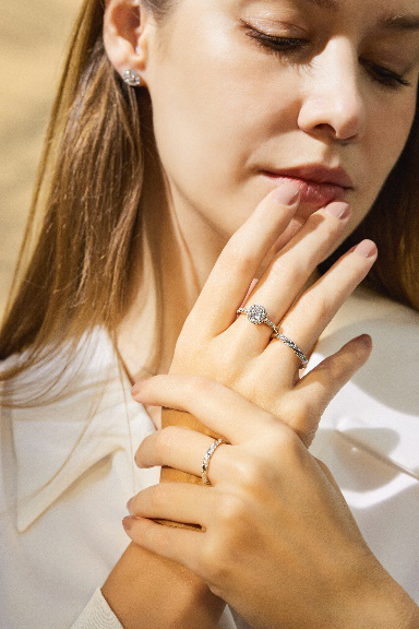 ​璀璨美力，由你定义 钻石梦想，11实现