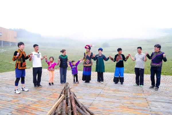 《更好的日子》温情收官，用行动见证脱贫故事