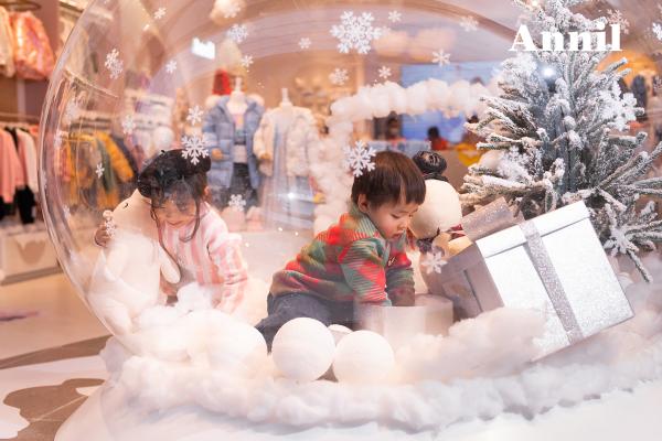 南方10月下雪？安奈儿童装打造冬日专属狂欢！