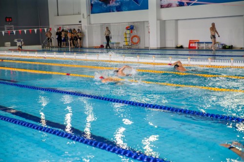 “全民健身活力中国”全国游泳救生培训在宁波中体城（江北区全民健身中心）顺利开课！