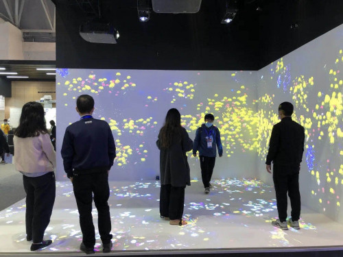 爱普生亮相中国教育装备展示会，全新解决方案带来智慧教育新活力