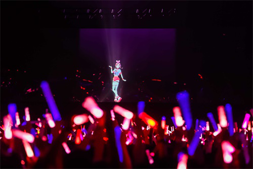 中国绊爱漫展首秀，哎咿多携旗下虚拟偶像空降麽多动漫嘉年华