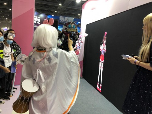 中国绊爱漫展首秀，哎咿多携旗下虚拟偶像空降麽多动漫嘉年华