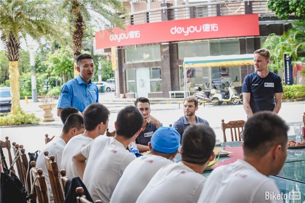 跟着中国环法第一人——计成，学习正确骑行