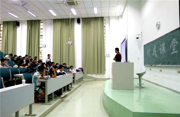 跟着中国环法第一人——计成，学习正确骑行