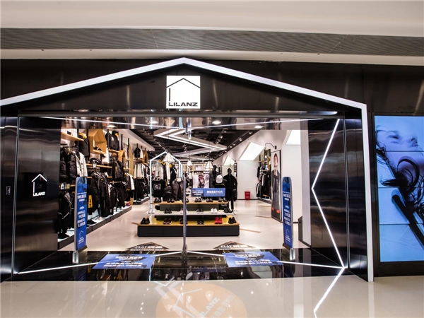 韩寒代言新商务男装，开启利郎新时代