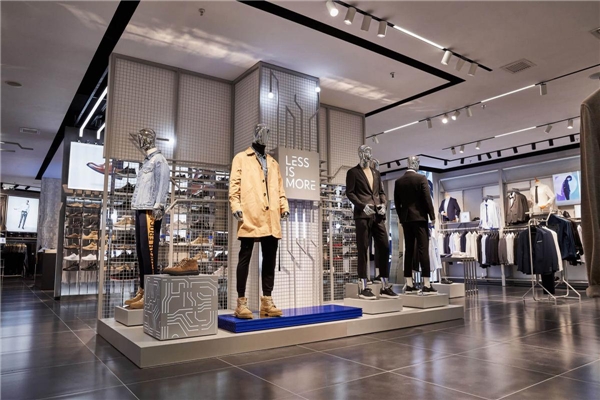 韩寒代言新商务男装，开启利郎新时代