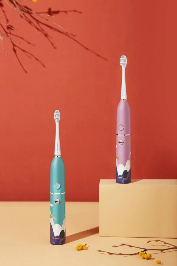 联名LV设计师：usmile如何玩转产品美学？