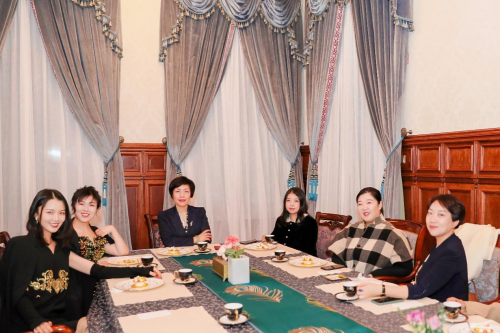 巍阁月子中心举办国际精英女性私享晚宴