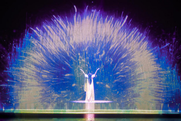 《巫山神女》陷入爱情的瞬间 高甜时刻单身狗速速回避！