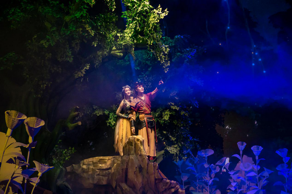 《巫山神女》陷入爱情的瞬间 高甜时刻单身狗速速回避！