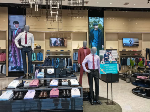 被一线明星博主圈粉的忘不了男装，开启商务时代新潮流