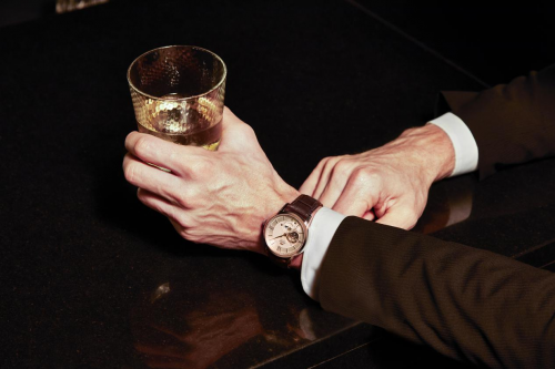 东方表凭借何种实力,成为80年代中国的三大件之一