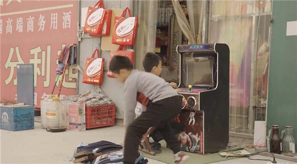 离开了马小策的朱一旦倍感孤独，不过！今天他俩又同框了！