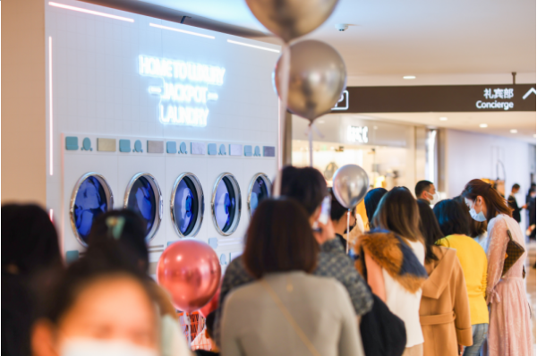 上海恒隆广场“HOME TO LUXURY”盛装派对耀目呈现 时尚奢华之夜璀璨生辉