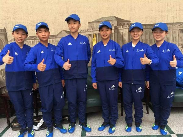 体育趣闻：2018世界杯首战护旗手的6名山里娃，怎么选的？