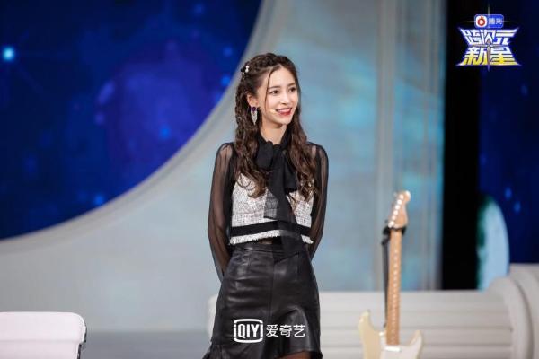 《跨次元新星》虚拟女团主唱强势踢馆，Angelababy、小鬼、虞书欣被打动