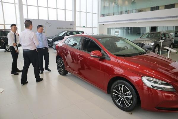 钦培吉：面对千变万化的市场,不能全凭数字作决策