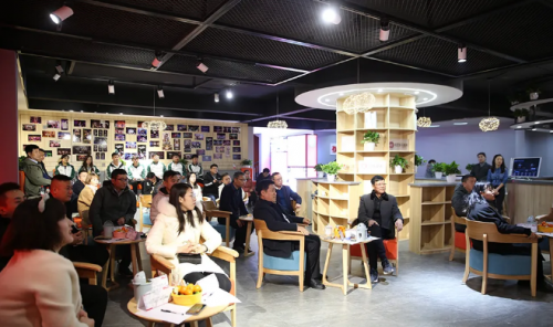 长治网易联合创新中心内部成长启动会暨网易公开课第一讲正式开课